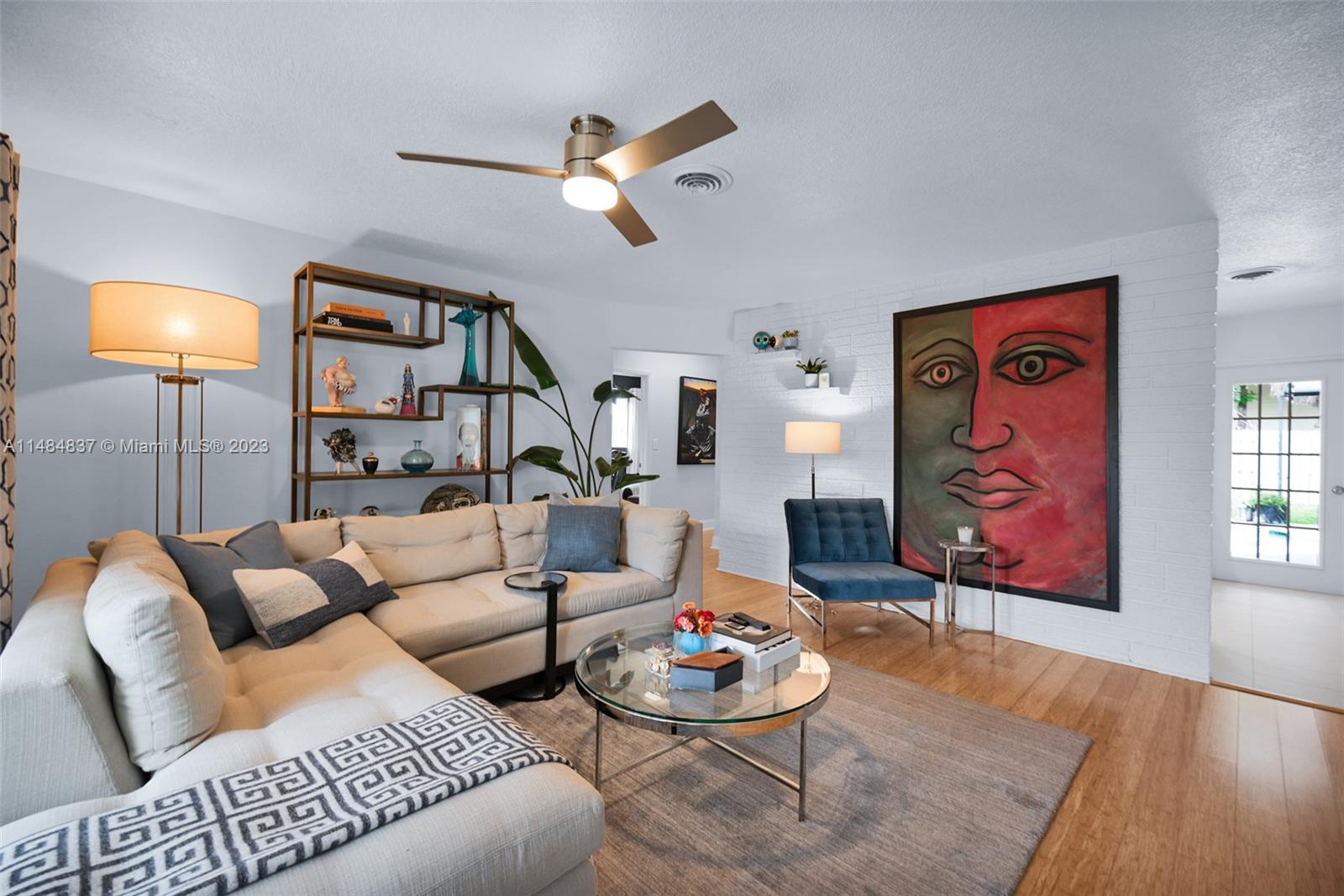 CORAL HEIGHTS - Residential