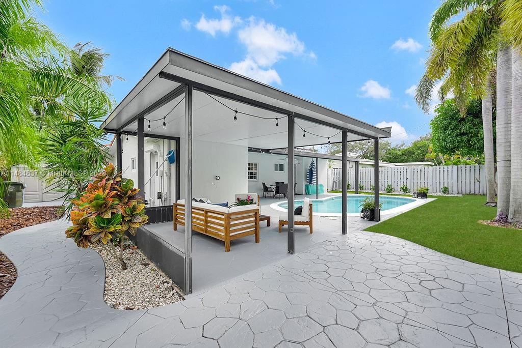 CORAL HEIGHTS - Residential