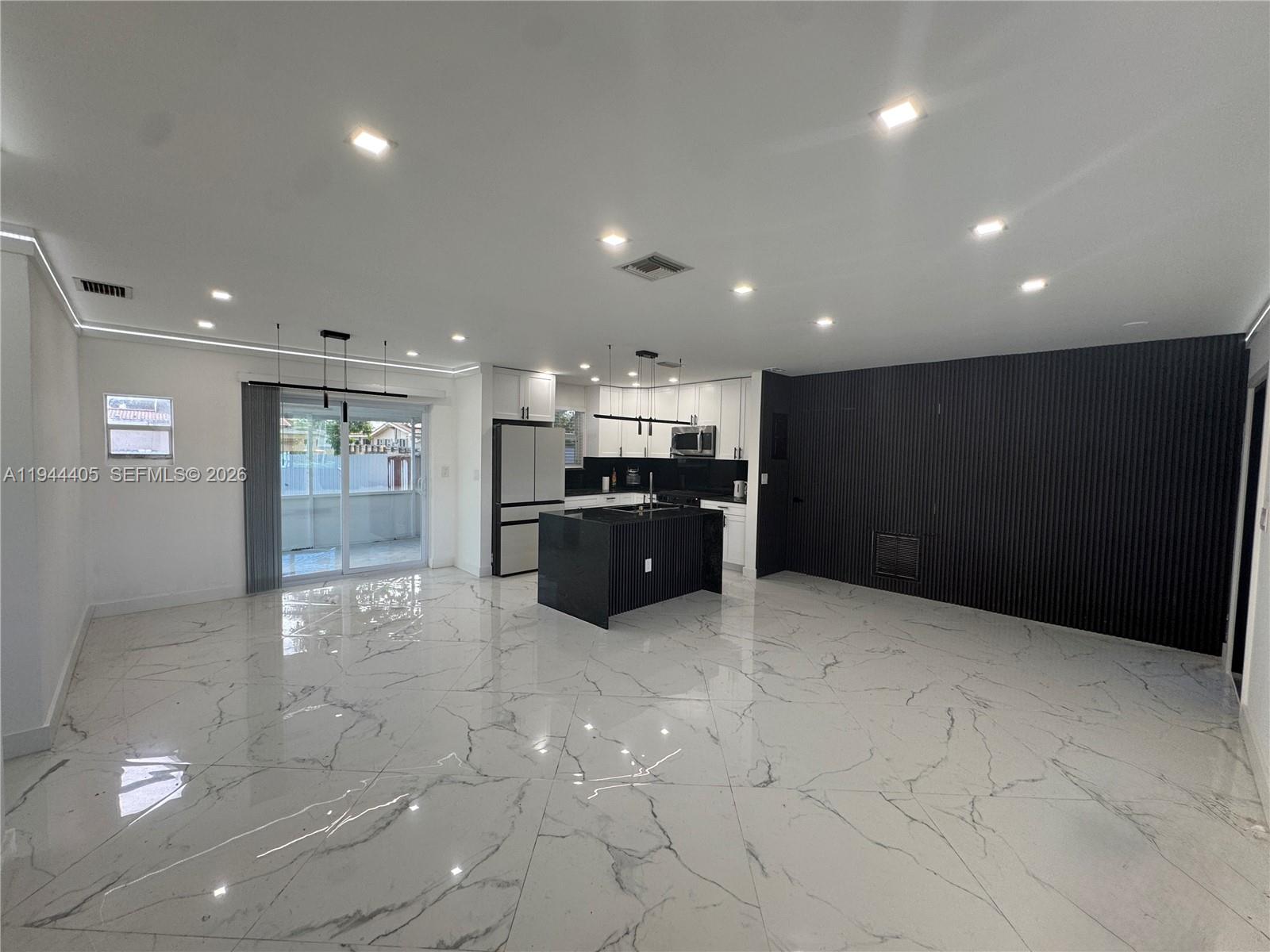 BOULEVARD HEIGHTS SECTION - Residential