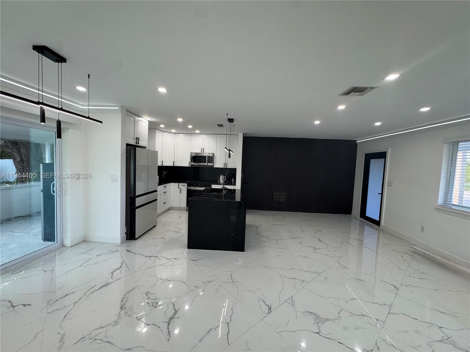 BOULEVARD HEIGHTS SECTION - Residential