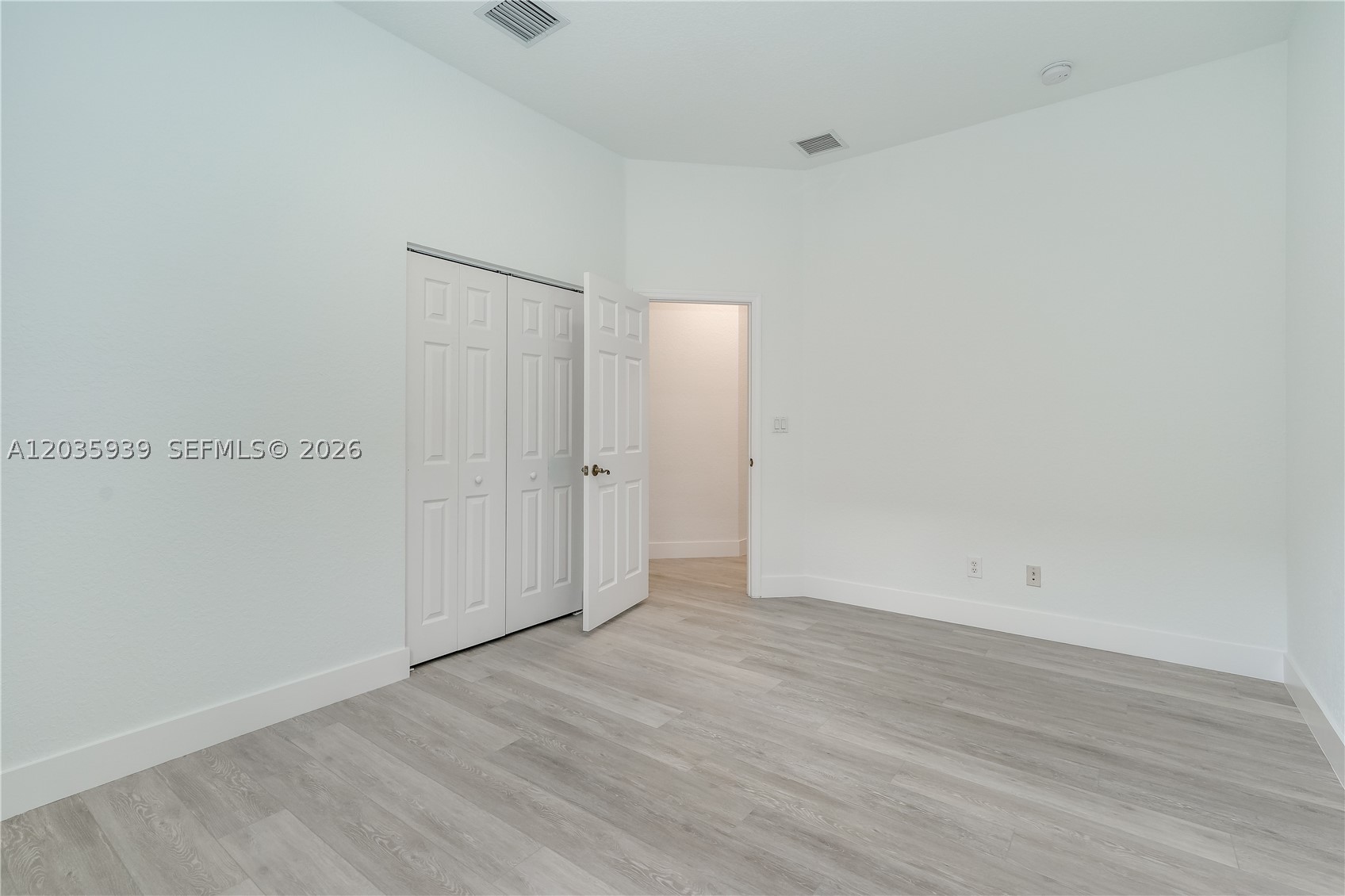ISLES AT WESTON - Residential Lease