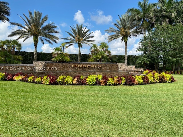 ISLES AT WESTON - Residential Lease