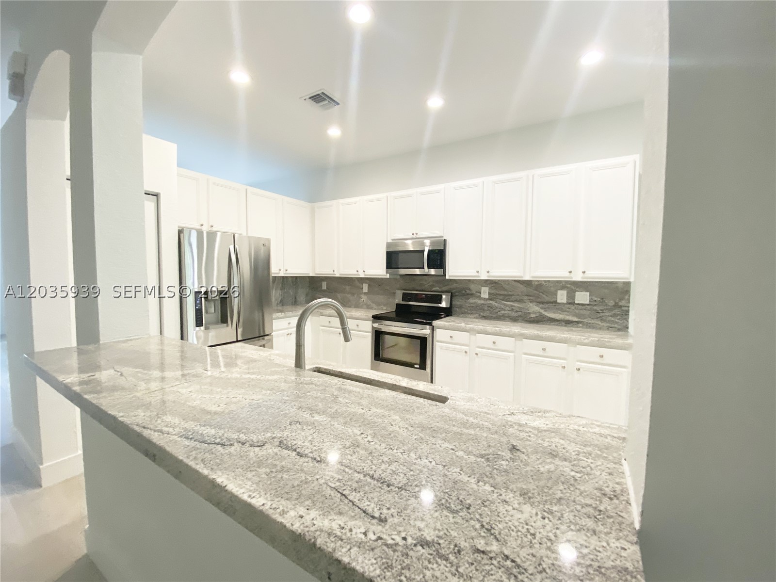 ISLES AT WESTON - Residential Lease