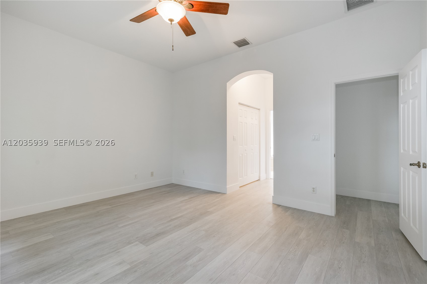 ISLES AT WESTON - Residential Lease