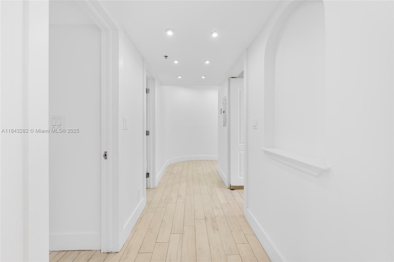 THE COURTS AT SOUTH BEACH - Residential Lease
