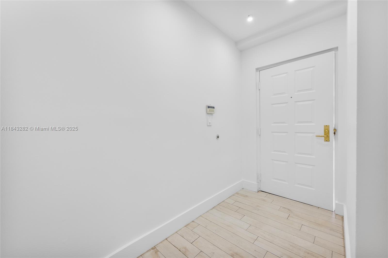 THE COURTS AT SOUTH BEACH - Residential Lease