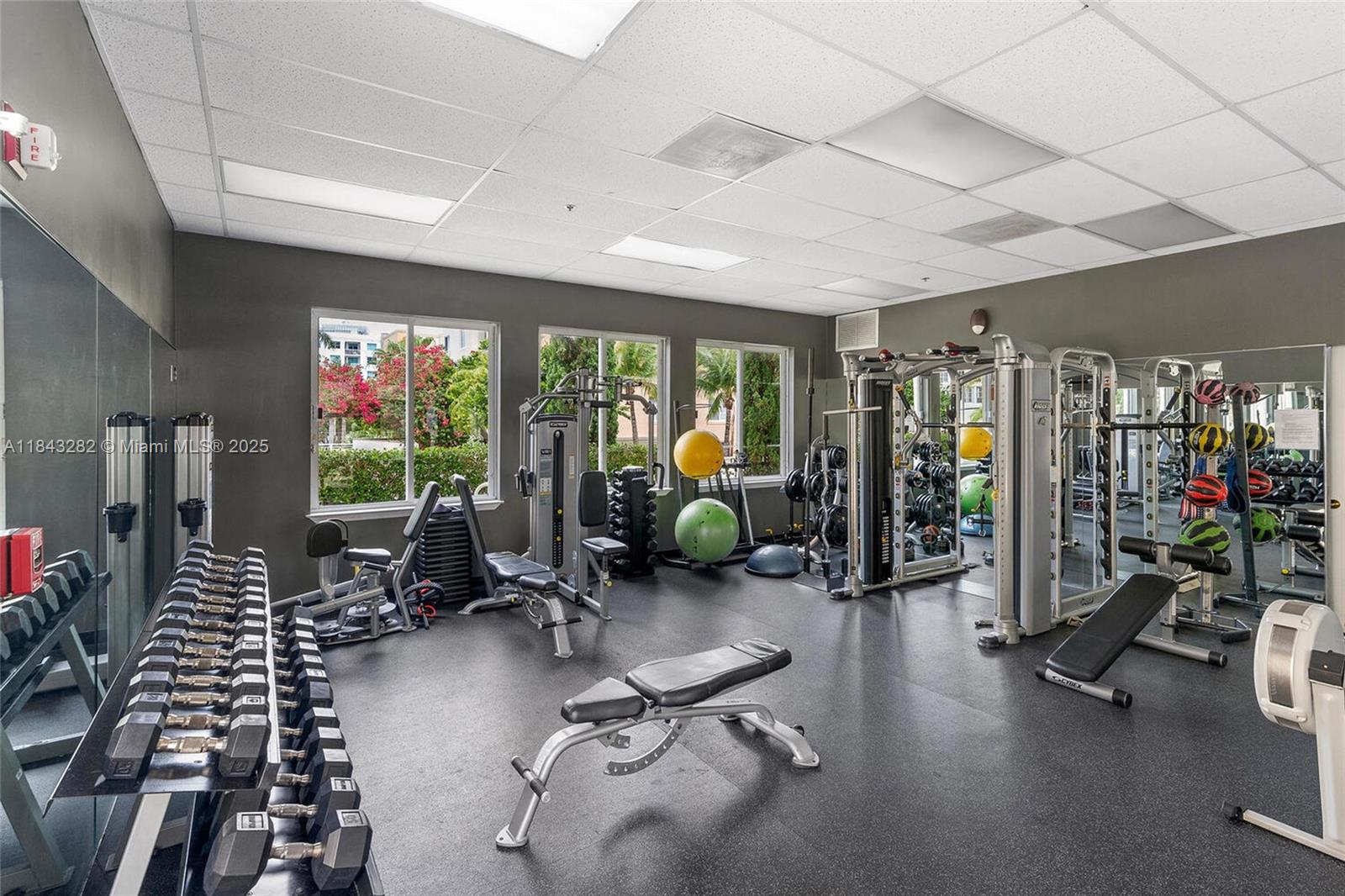 THE COURTS AT SOUTH BEACH - Residential Lease