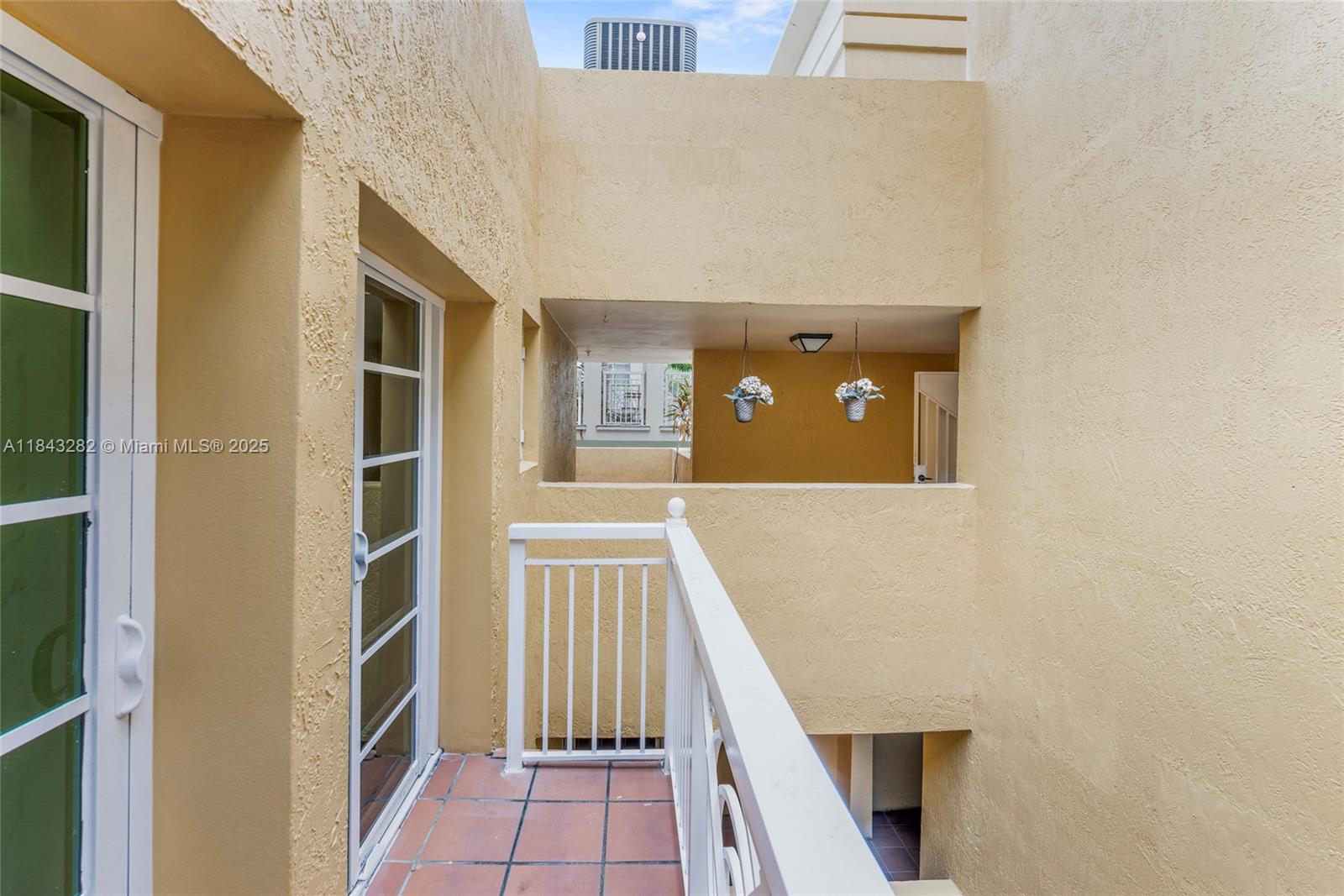THE COURTS AT SOUTH BEACH - Residential Lease