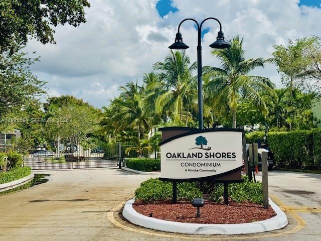 OAKLAND SHORES CONDOMINIU - Residential