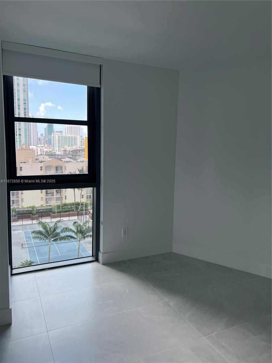 PARAISO BAYVIEWS CONDO - Residential Lease