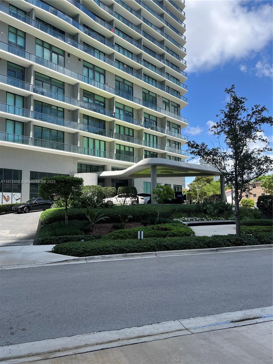 PARAISO BAYVIEWS CONDO - Residential Lease