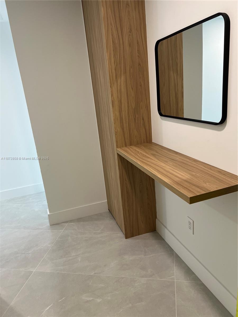 PARAISO BAYVIEWS CONDO - Residential Lease