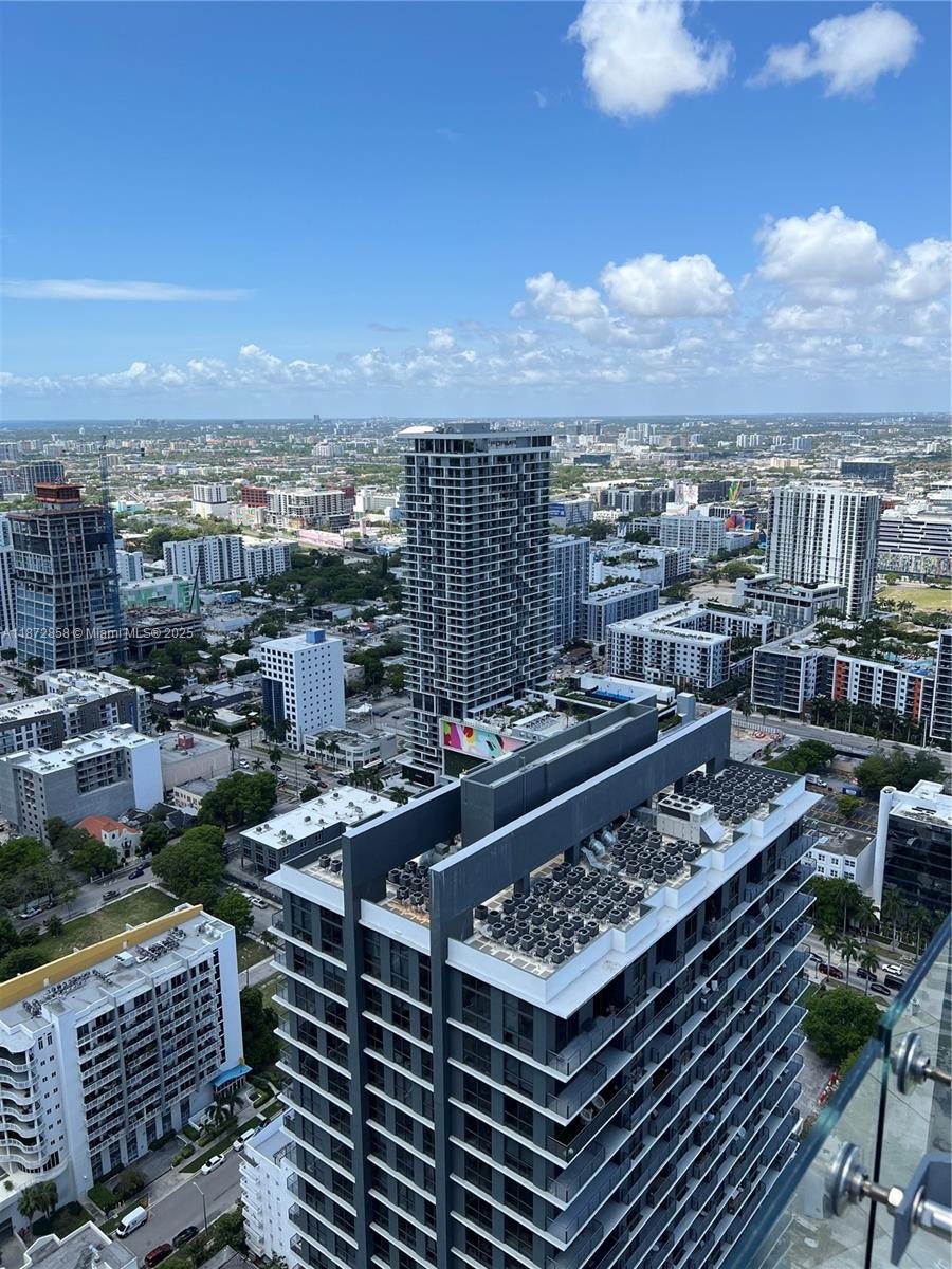 PARAISO BAYVIEWS CONDO - Residential Lease