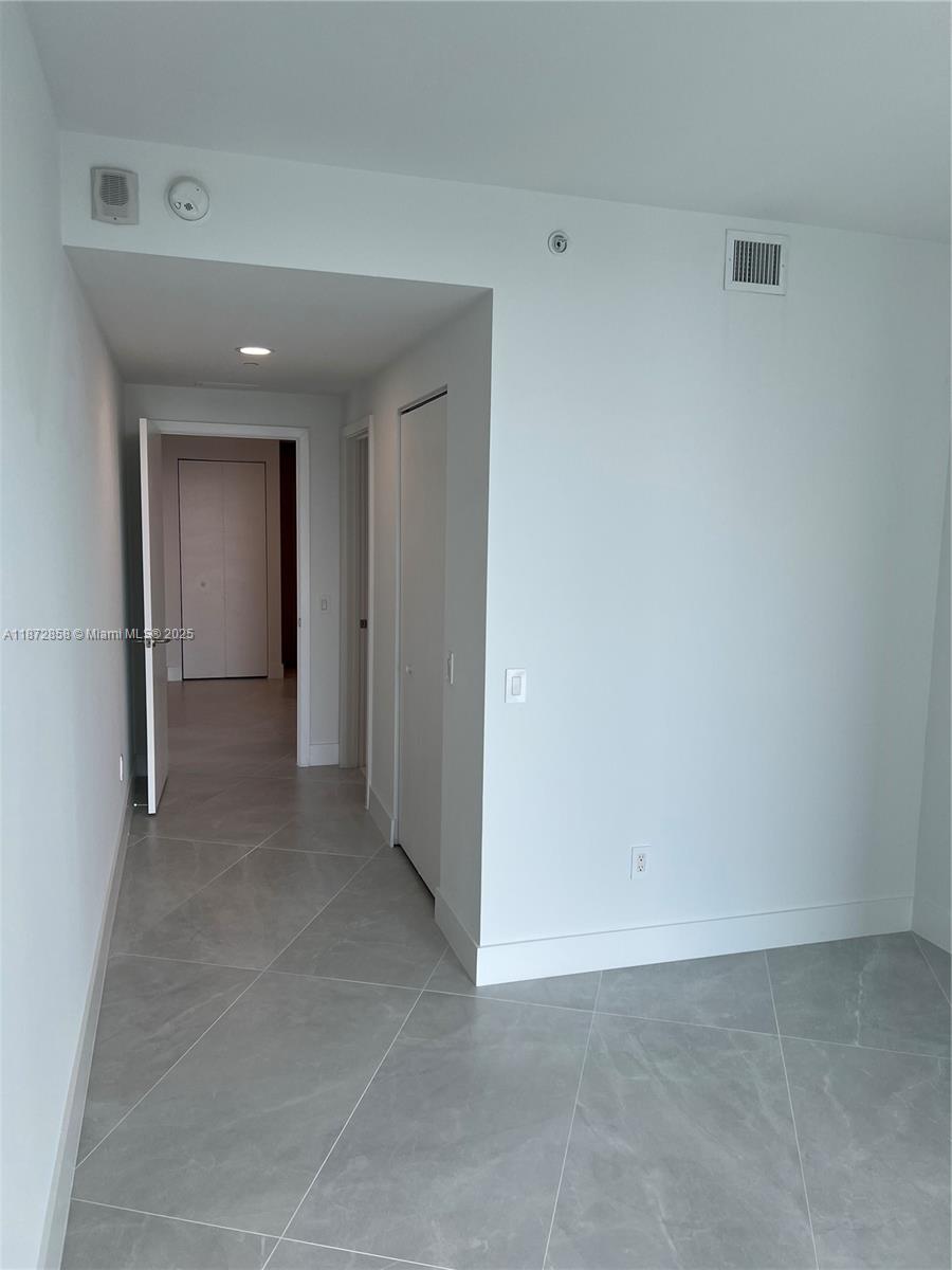 PARAISO BAYVIEWS CONDO - Residential Lease