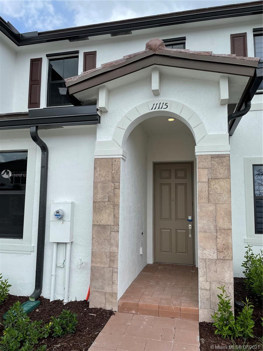 Carpet and tile throughout this villa. Convenient location. Located in a gated community with many amenities for the whole family! Deluxe clubhouse with a community pool, fitness center and more. Great schools, close to shopping and restaurants.