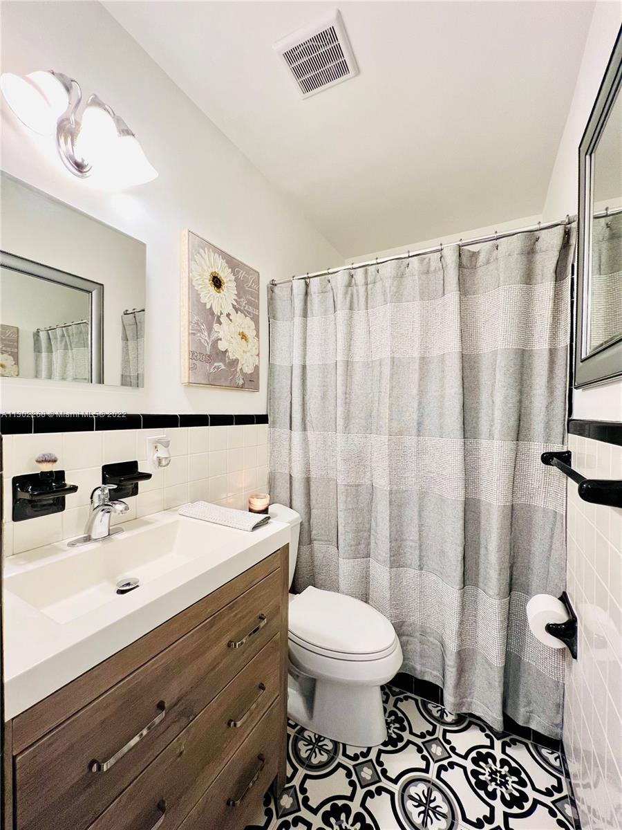 KINGS BAY SUB - Residential