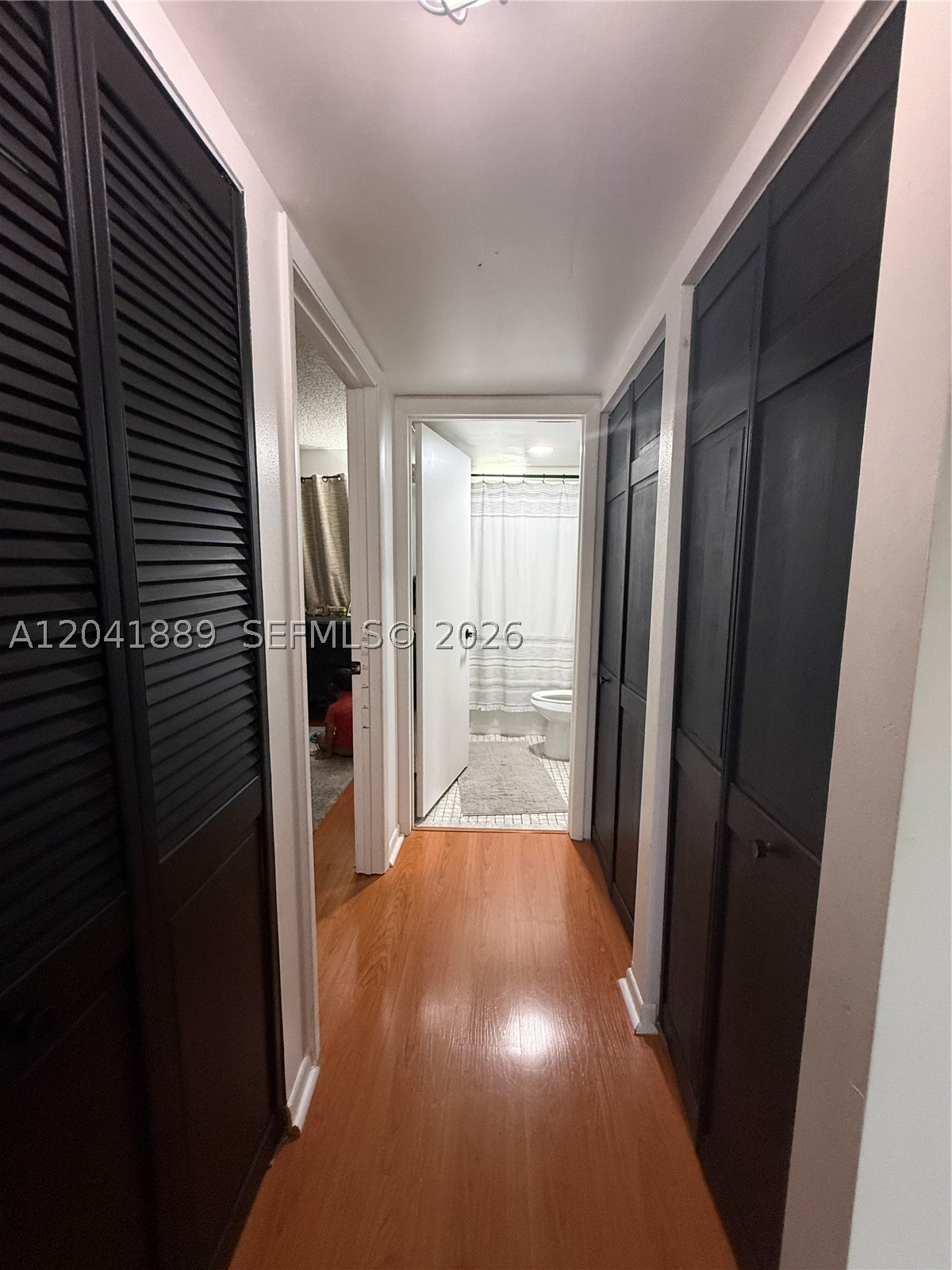 COUNTRY LANE CONDO #1 - Residential