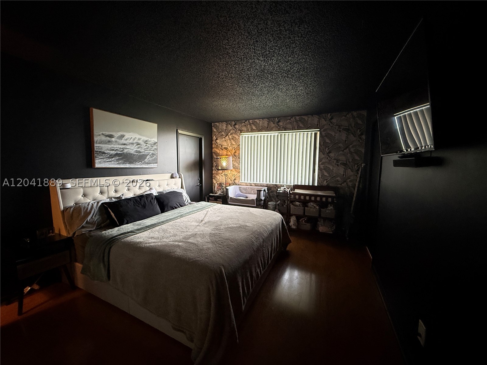 COUNTRY LANE CONDO #1 - Residential