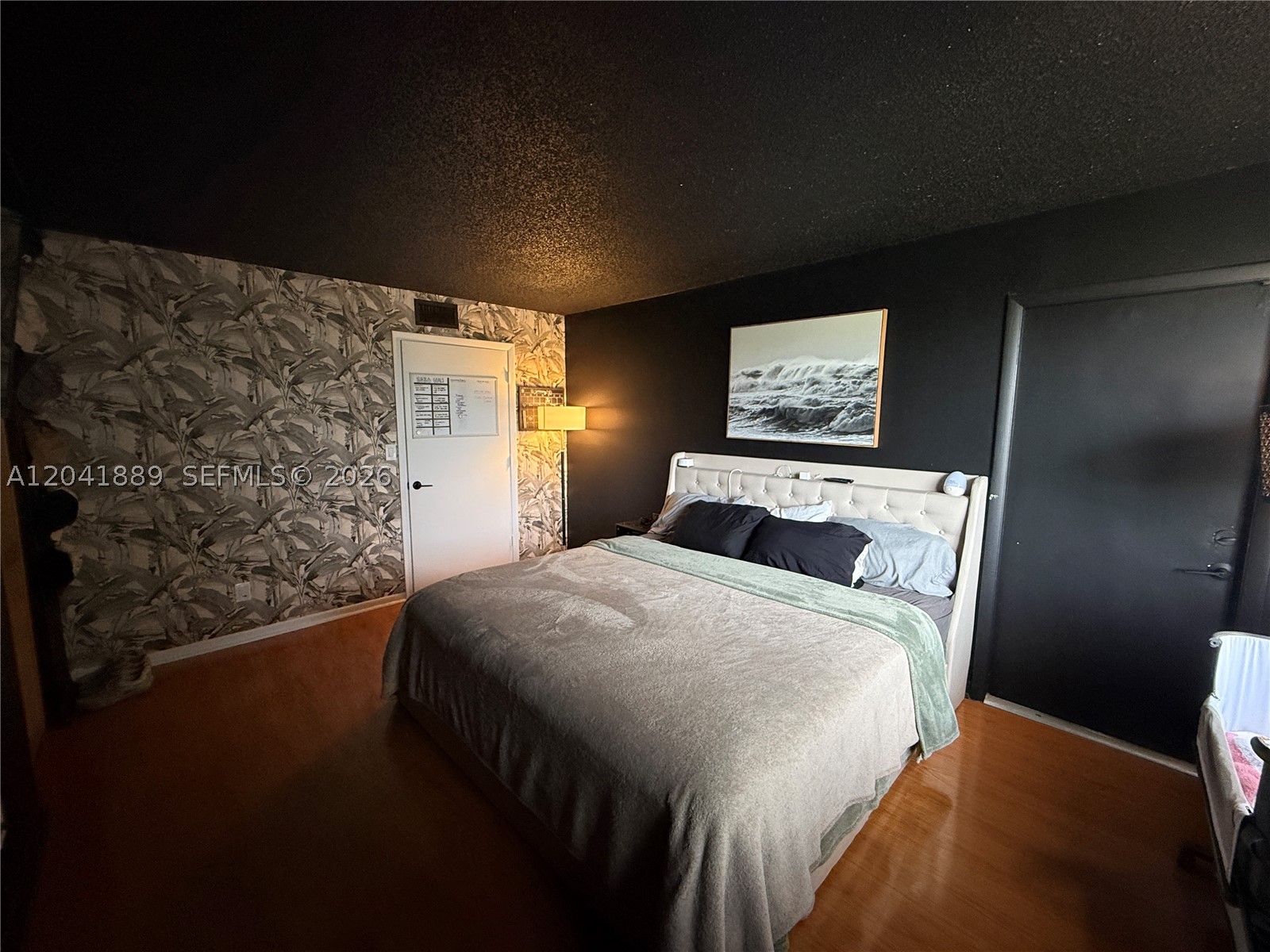 COUNTRY LANE CONDO #1 - Residential