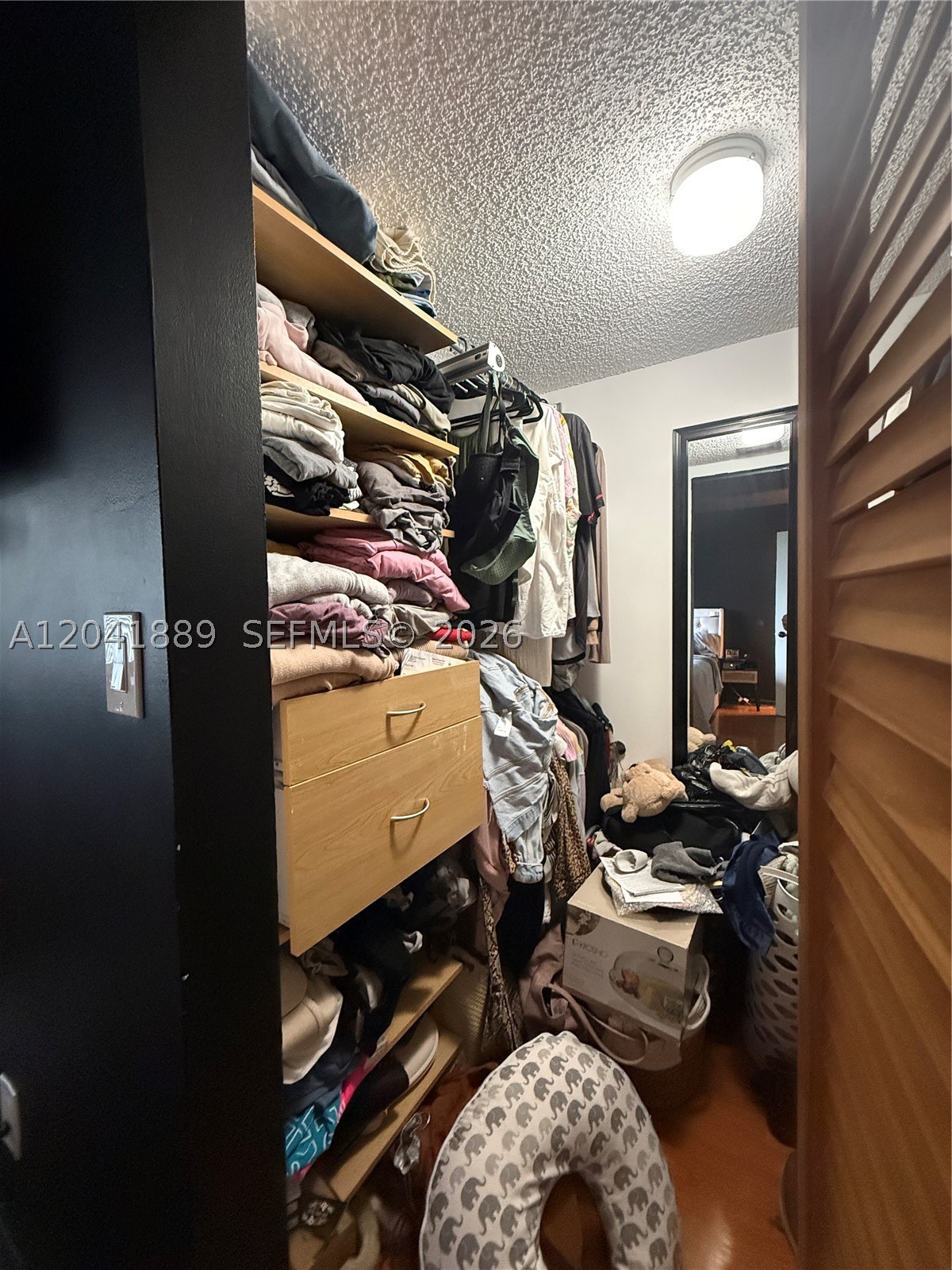 COUNTRY LANE CONDO #1 - Residential