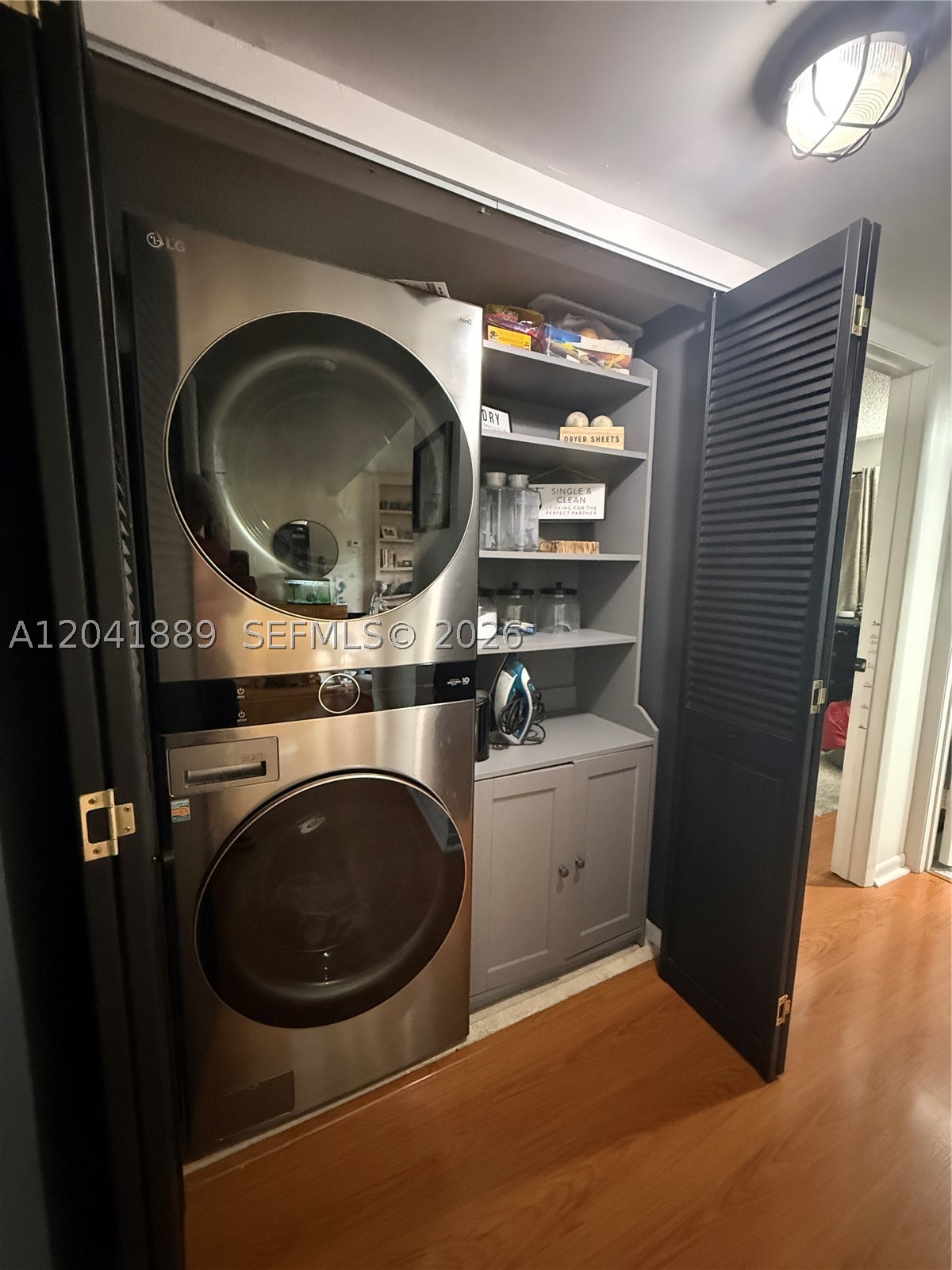 COUNTRY LANE CONDO #1 - Residential
