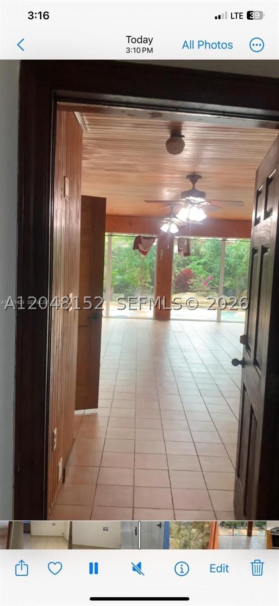 WESTWOOD LAKE 6TH ADDN - Residential