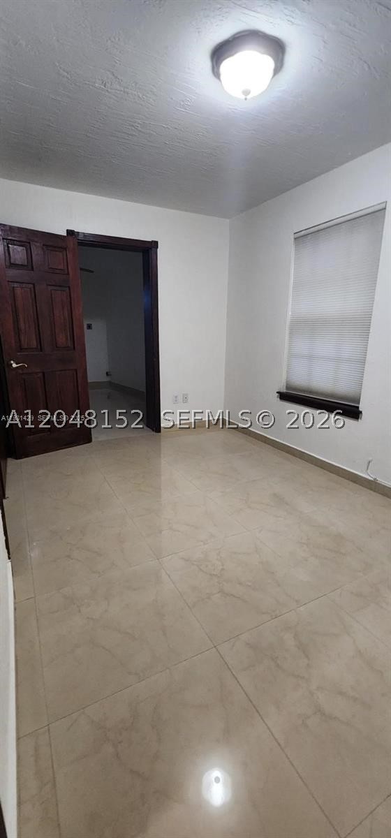 WESTWOOD LAKE 6TH ADDN - Residential
