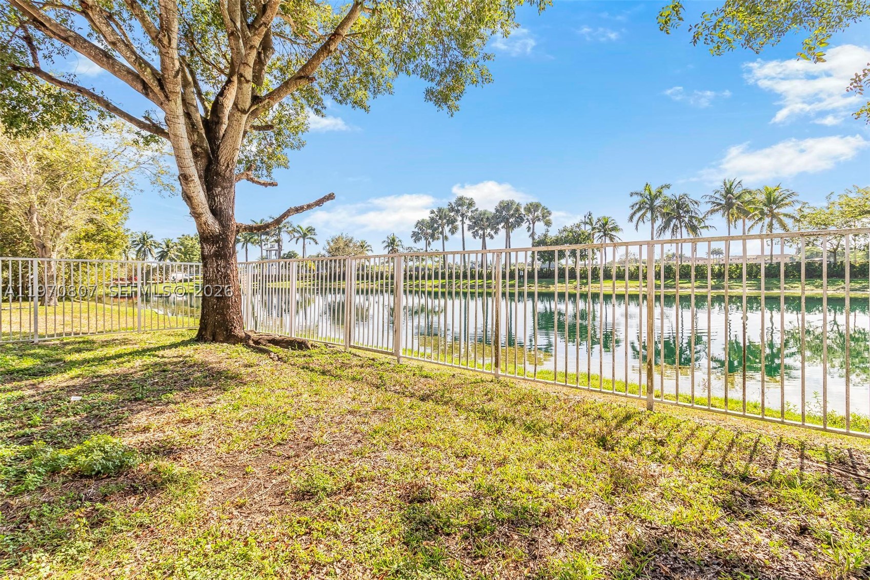 PORTOFINO POINTE - Residential