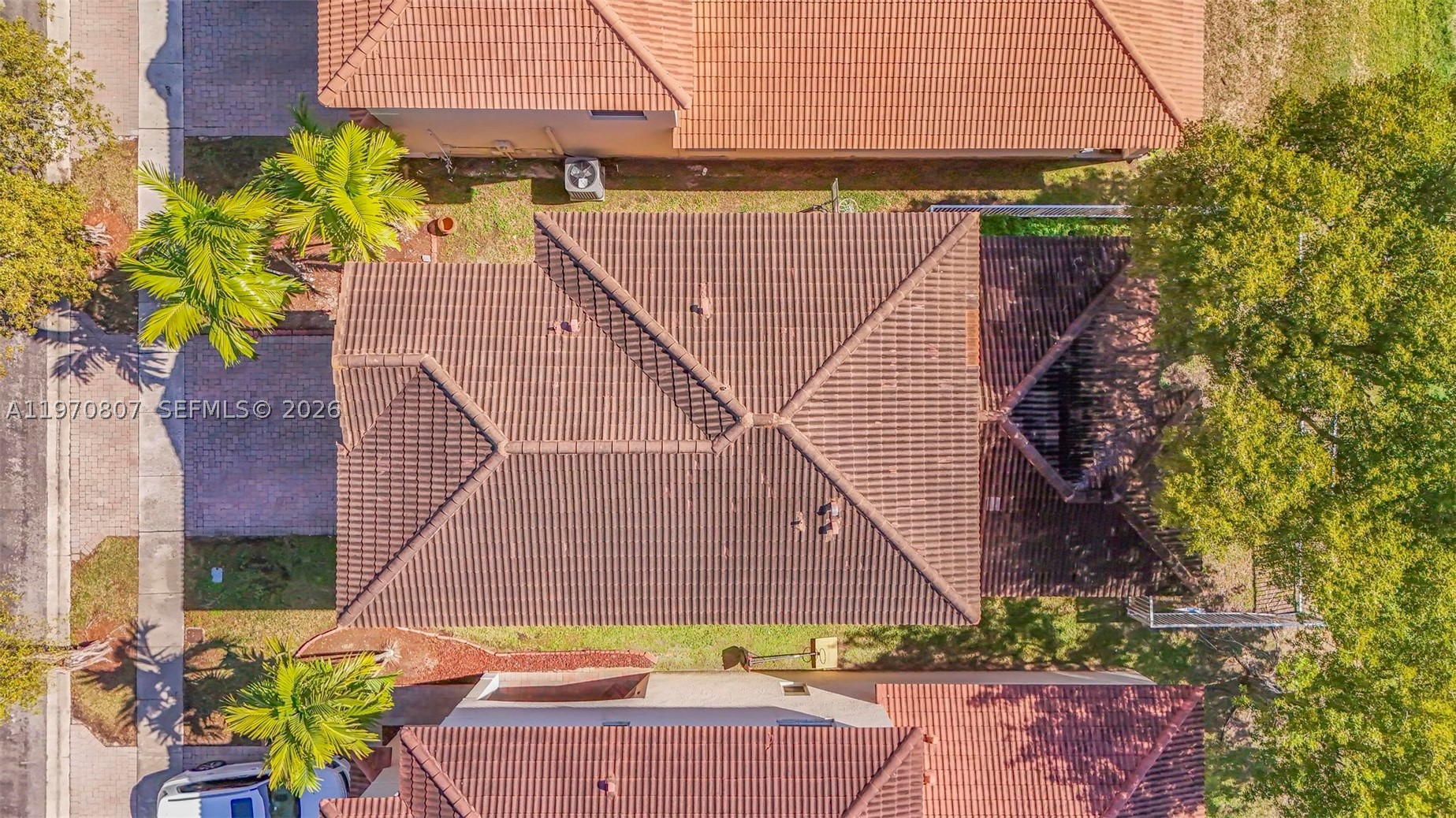PORTOFINO POINTE - Residential