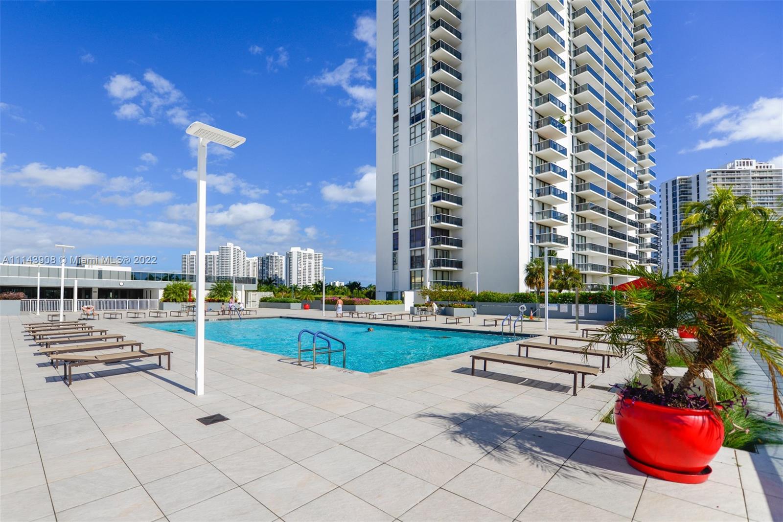 AVENTURA ELDORADO CONDO - Residential