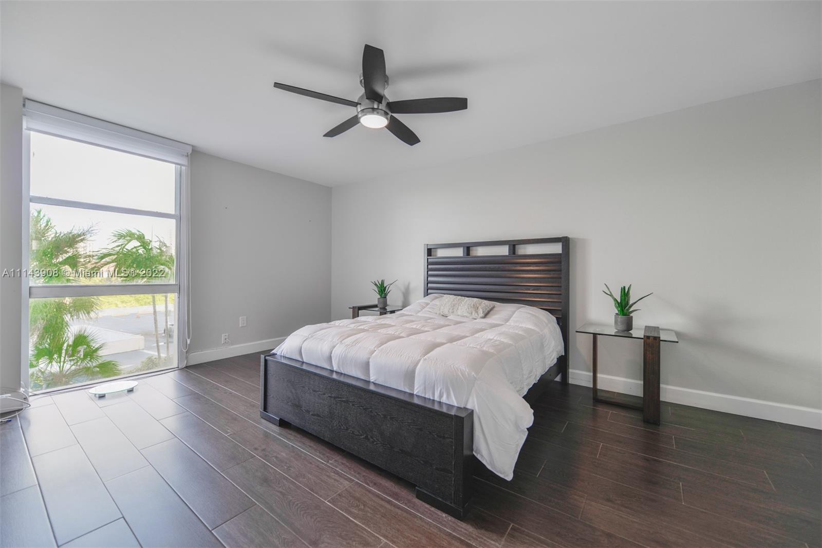 AVENTURA ELDORADO CONDO - Residential