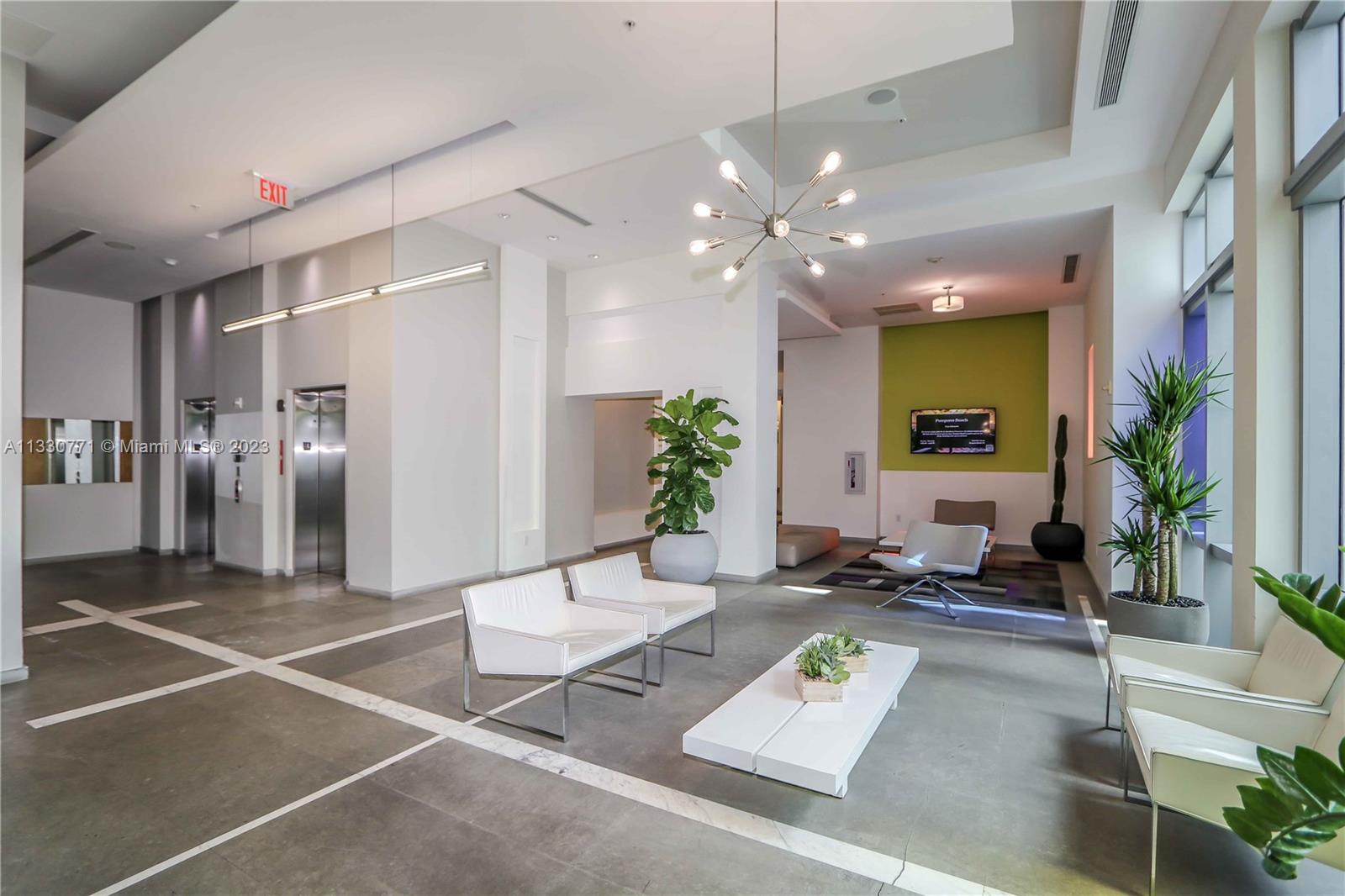 GALLERY ART CONDO - Residential