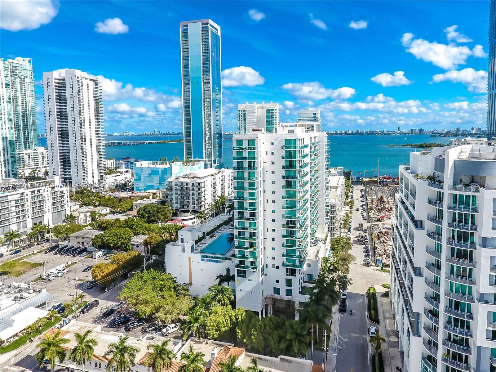 EDGEWATER CORNER PENTHOUSE unit for sale with Southeast & west views!!!!! A rare find for sale in the area! Come feel at home and enjoy a 2 bedrooms , 2 baths split unit condo with 2 balconies, one of them accesible from the Master Suite.  Plenty of closet space, washer/dryer, high ceilings, stainless steel appliances with modern kitchen cabinetry.  Mondrian inspired building with a beautiful ambience lobby, infinity pool with sun deck, jacuzzi, gym, sauna room, party room with a pool table and visitor parking, Centrally located close to Midtown, Art District, Downtown, Adrienne Arsht Center & Miami International Airport. Make it your paradise!!!!