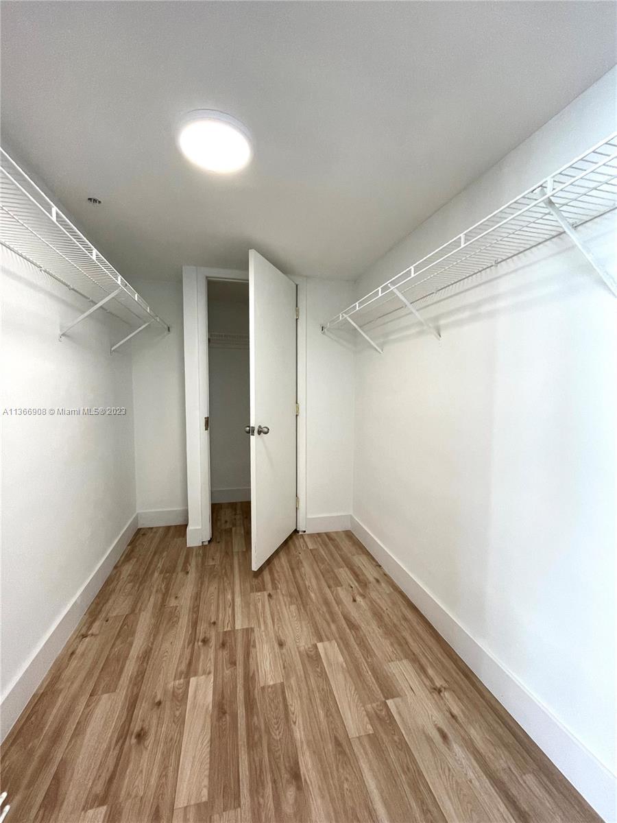 CARLISLE ON THE OCEAN CON - Residential Lease
