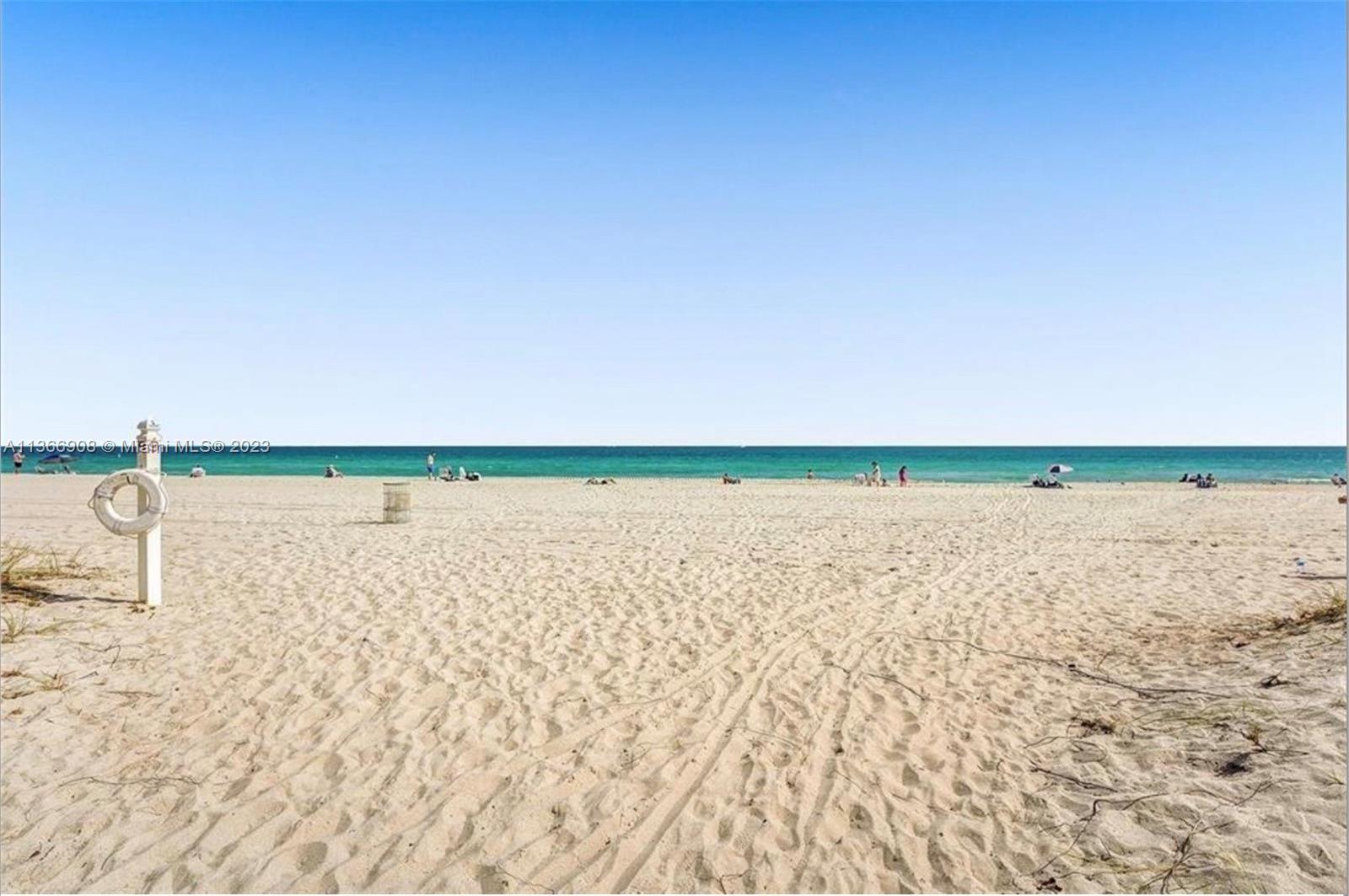 CARLISLE ON THE OCEAN CON - Residential Lease