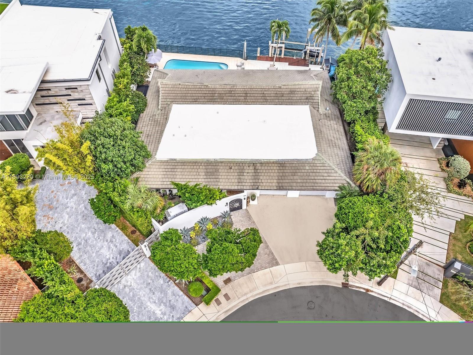 BAY CREST SEC 3 - Residential