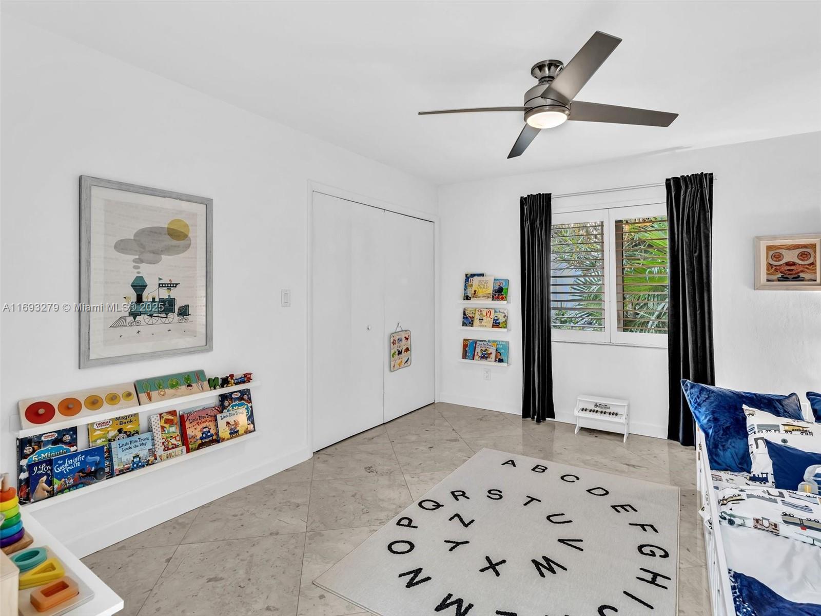 BAY CREST SEC 3 - Residential