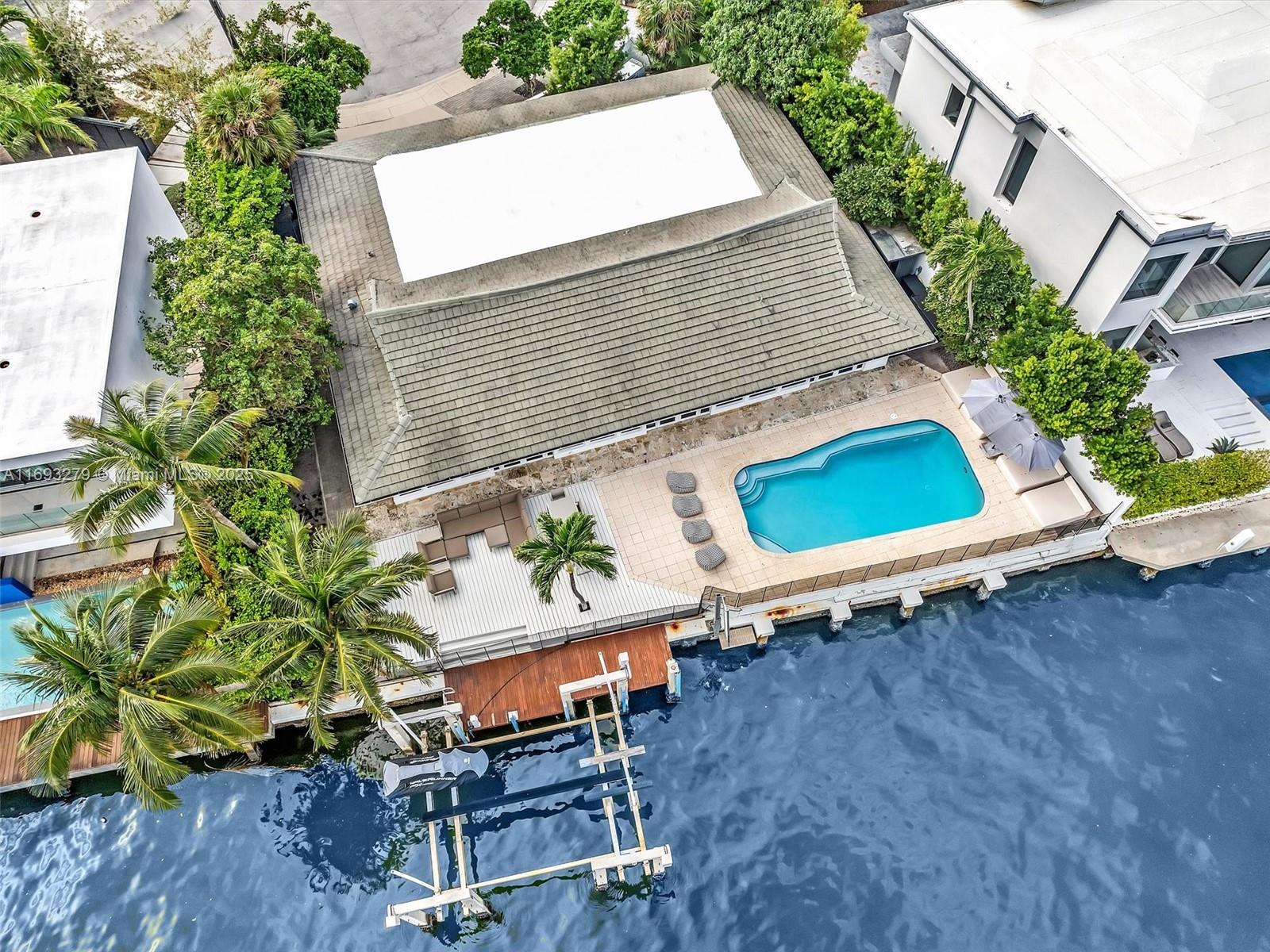 BAY CREST SEC 3 - Residential
