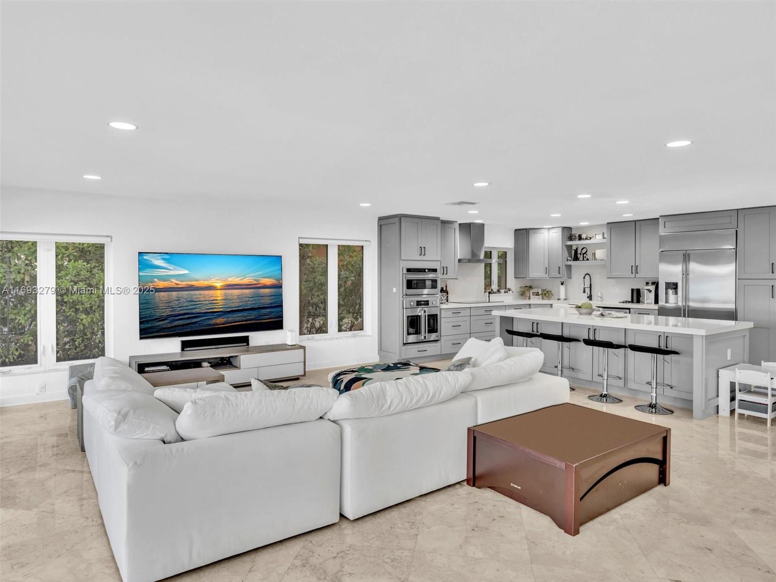 BAY CREST SEC 3 - Residential