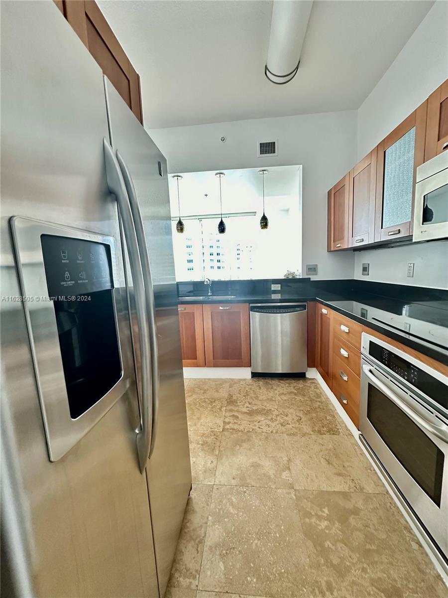 SOLARIS AT BRICKELL BAY C - Residential Lease