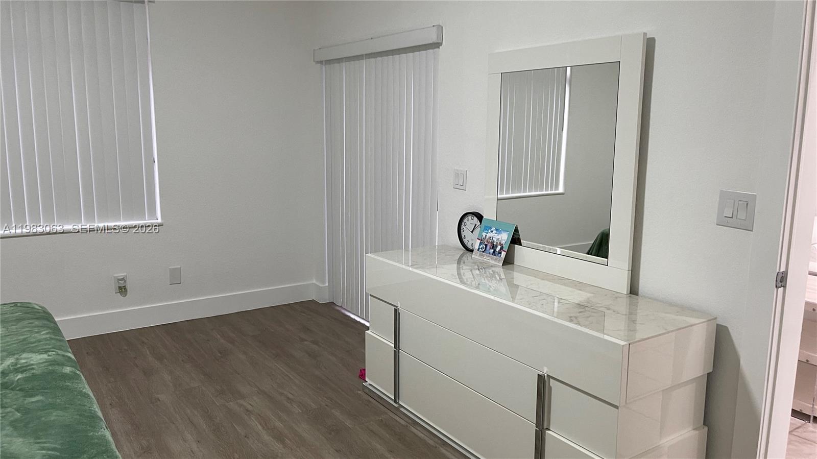 PEMBROKE LAKES SOUTH - Residential