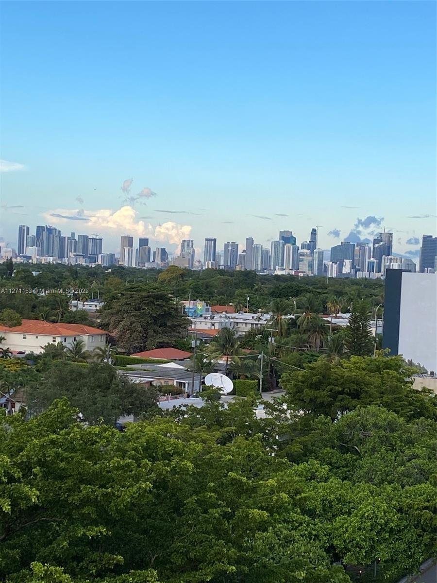 THE ASTON CONDO - Residential Lease