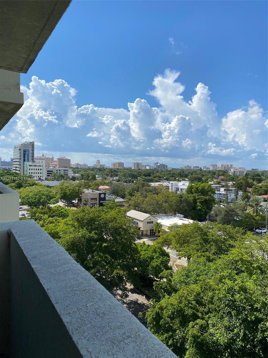 THE ASTON CONDO - Residential Lease