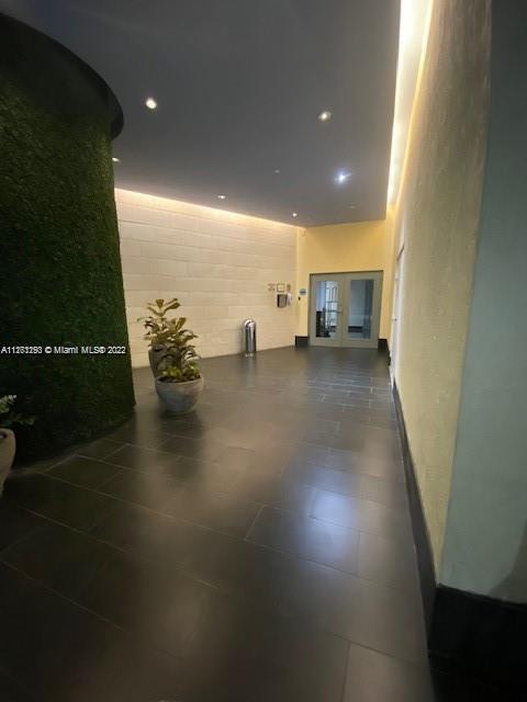 THE ASTON CONDO - Residential Lease