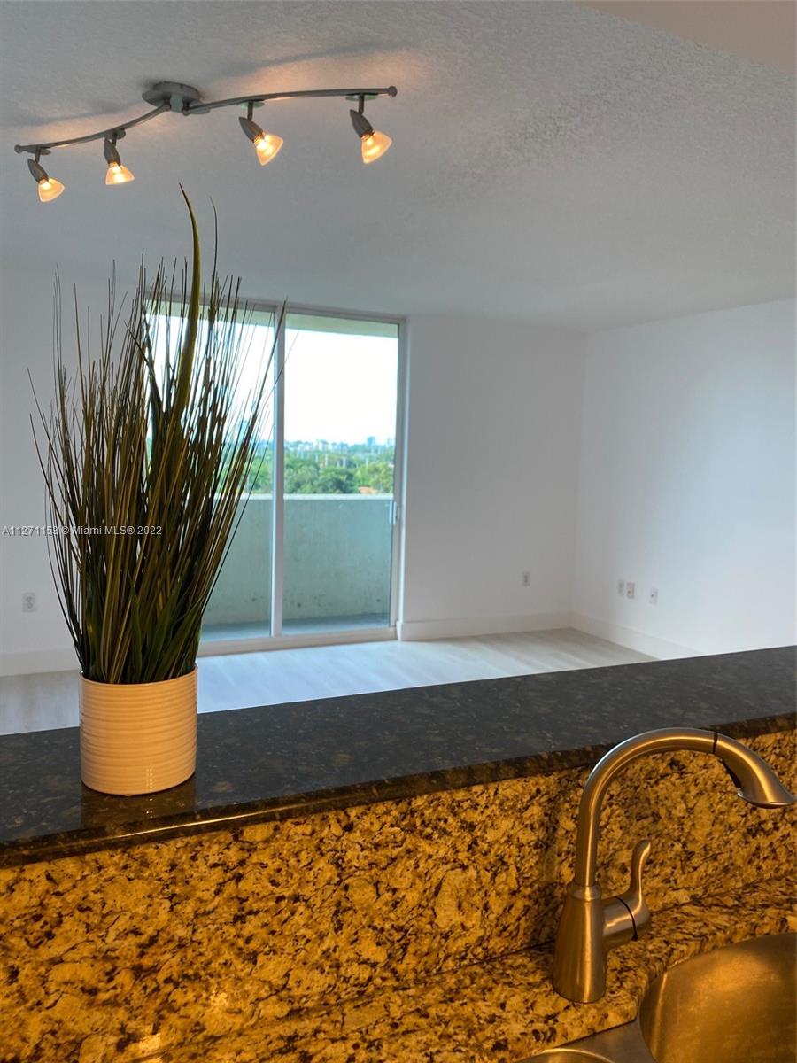 THE ASTON CONDO - Residential Lease