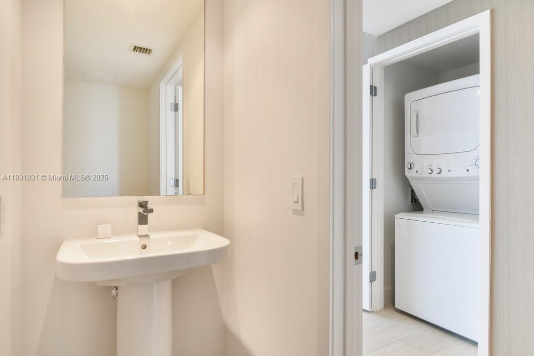 4010 SOUTH OCEAN CONDO HO - Residential