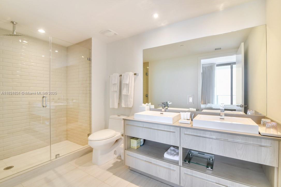 4010 SOUTH OCEAN CONDO HO - Residential