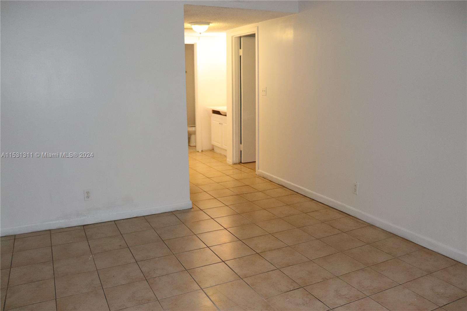 TOWN SQUARE CONDO - Residential
