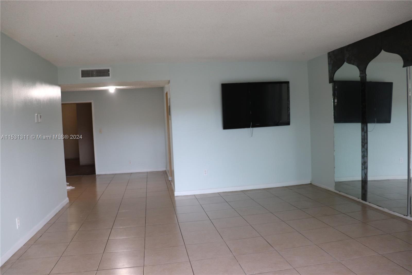 TOWN SQUARE CONDO - Residential
