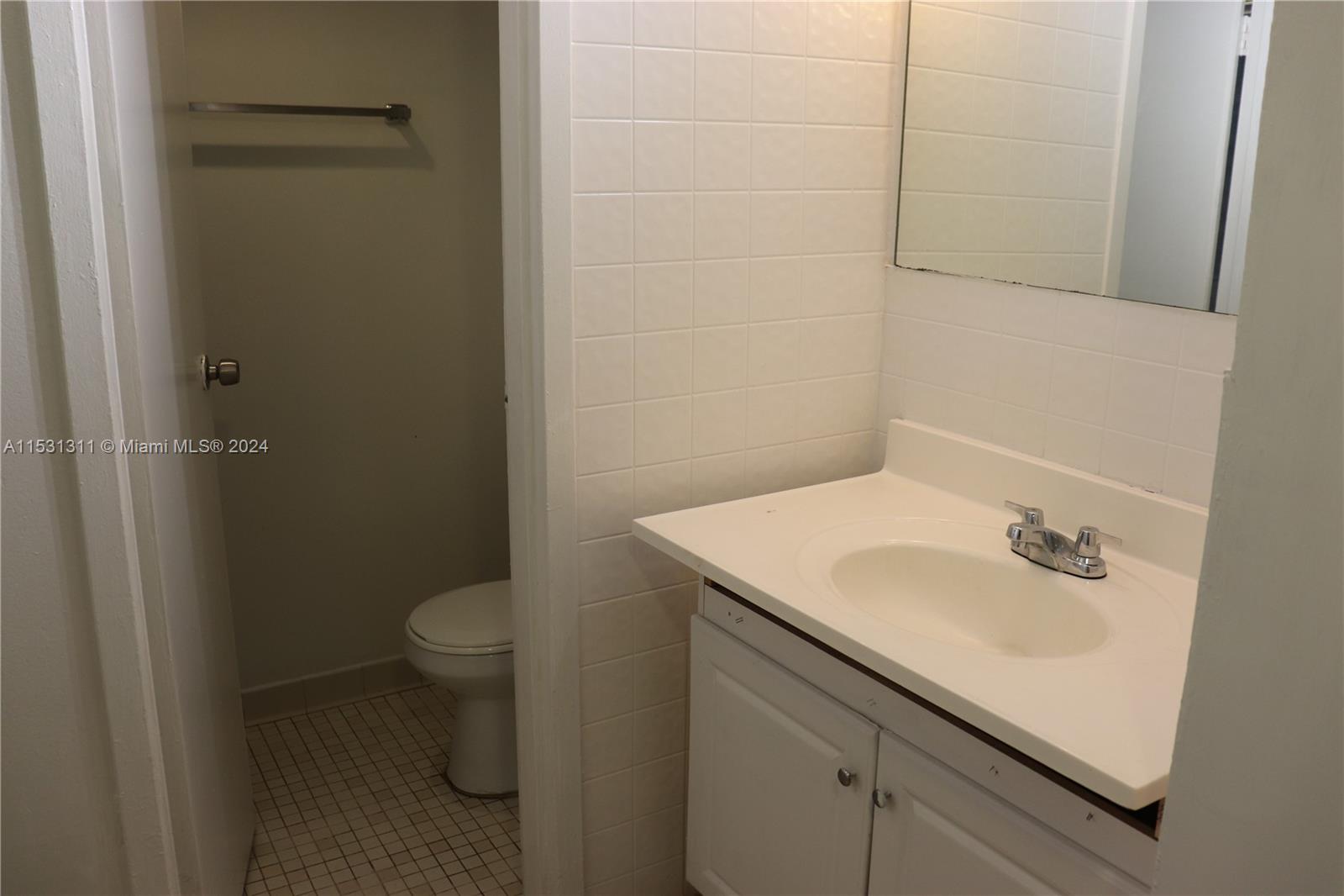 TOWN SQUARE CONDO - Residential